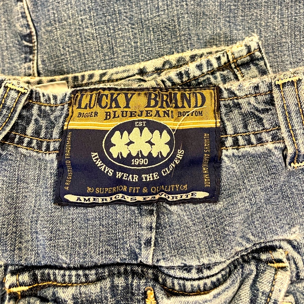 Girl’s Lucky Jeans. Size 12. Light blue denim